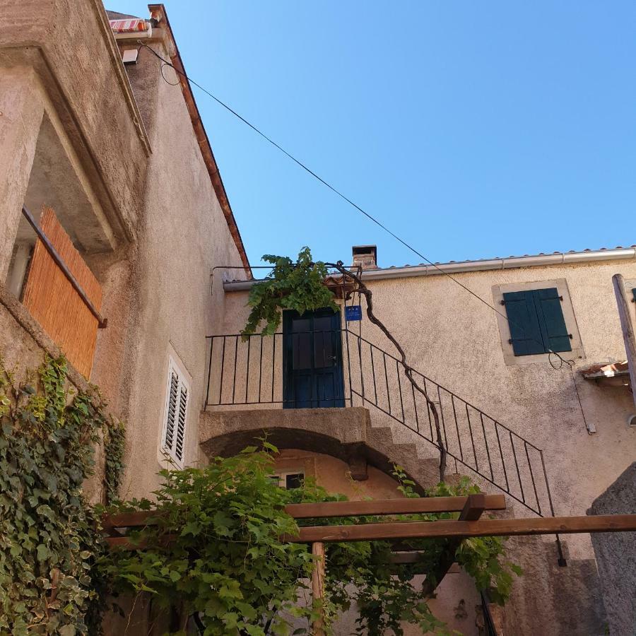ולון Apartment Marina מראה חיצוני תמונה